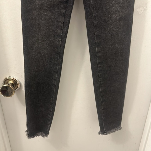 NWT Free People We the Free Raw Hem High-Rise Jegging Washed Black Denim Jeans - Picture 6 of 11